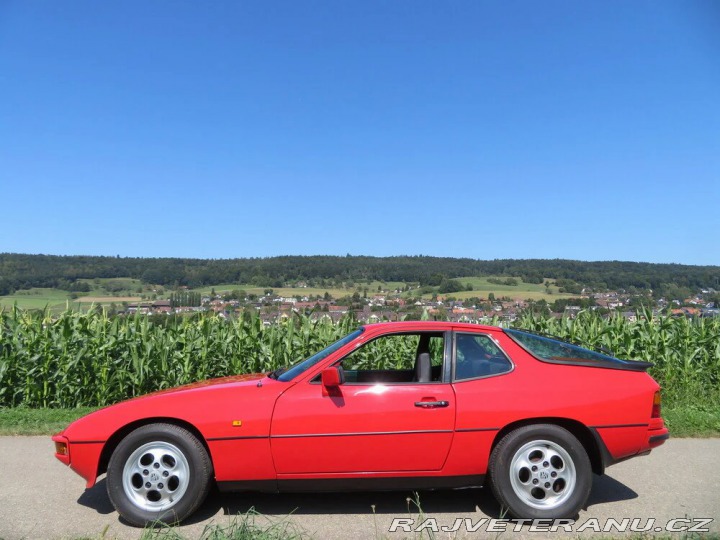 Porsche 924 S 1986