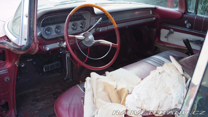 Pontiac Ostatní modely Ventura 1960