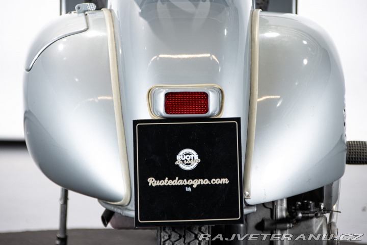 Piaggio Vespa VB1 150 1958