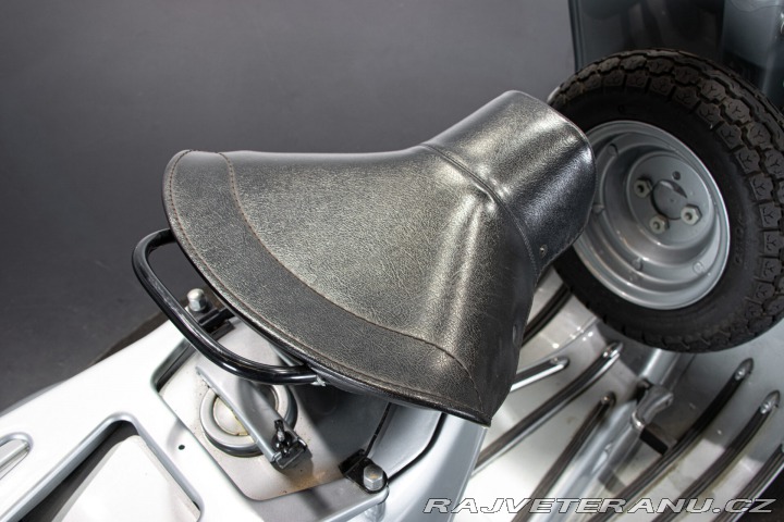 Piaggio Vespa VB1 150 1958