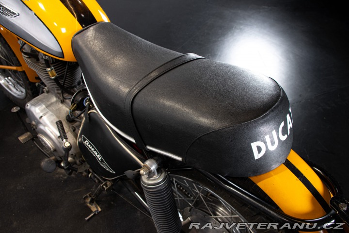 Ducati 250 SCRAMBLER S 1971