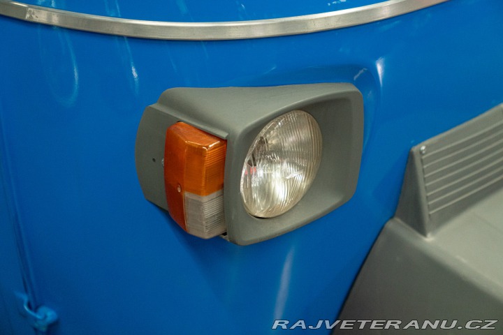 Piaggio Ostatní modely APE 600 MPV CALESSINO 1976