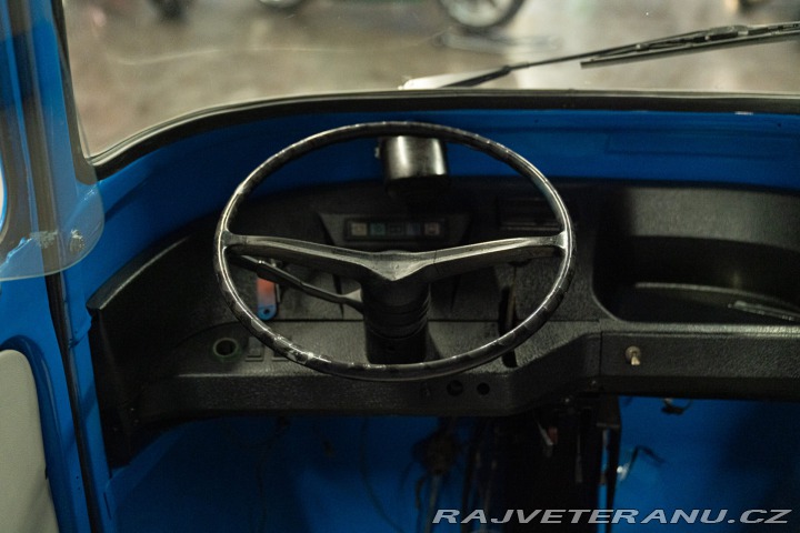 Piaggio Ostatní modely APE 600 MPV CALESSINO 1976
