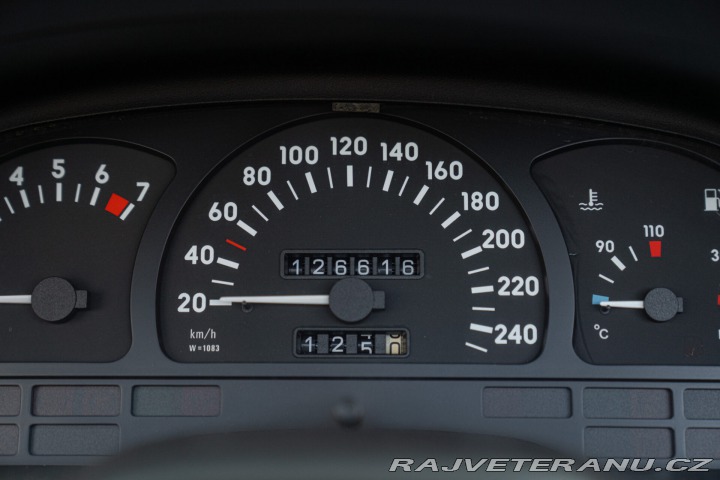 Opel Calibra CABRIOLET PIECHA 1993