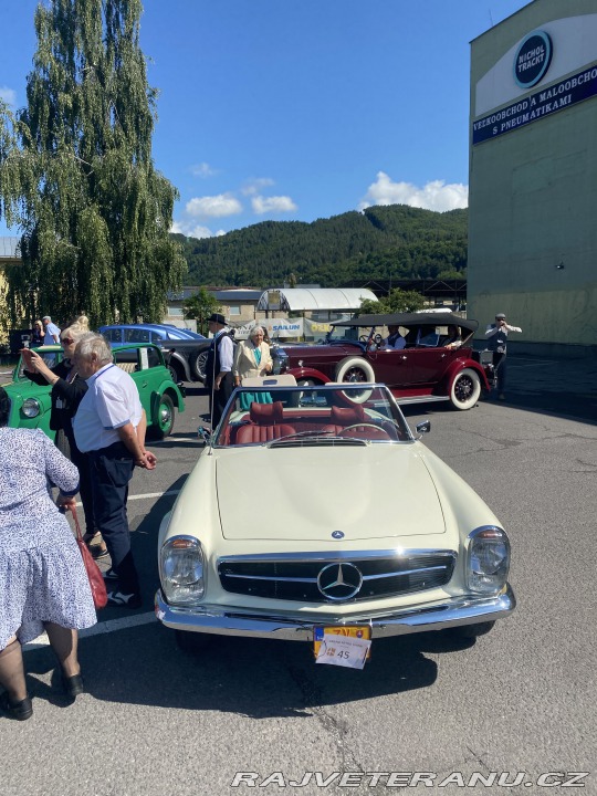 Mercedes-Benz 230 SL 1963