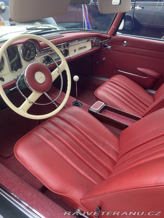 Mercedes-Benz 230 SL 1963