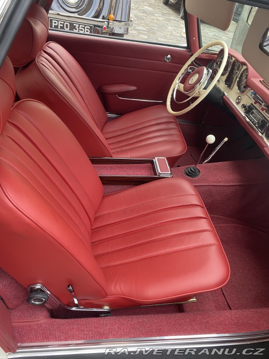 Mercedes-Benz 230 SL 1963