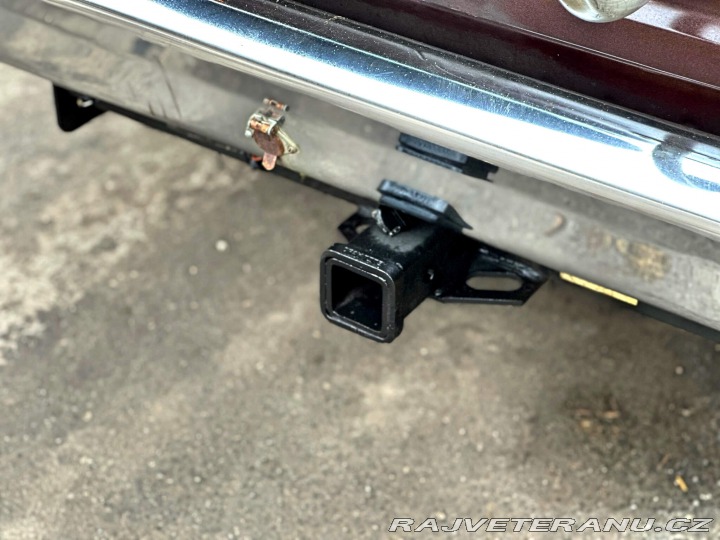 Ford Econoline E-150 5.8 V8 1983