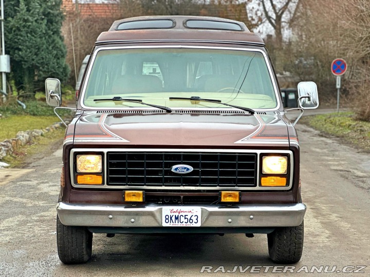 Ford Econoline E-150 5.8 V8 1983