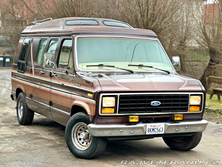 Ford Econoline E-150 5.8 V8 1983
