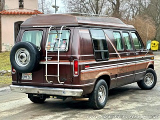 Ford Econoline E-150 5.8 V8 1983