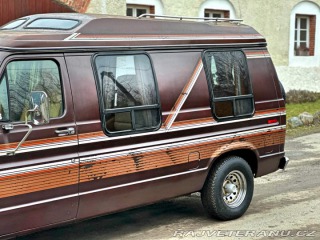 Ford Econoline E-150 5.8 V8 1983