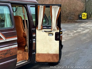 Ford Econoline E-150 5.8 V8 1983