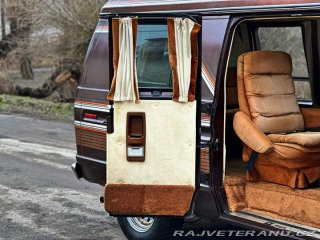 Ford Econoline E-150 5.8 V8 1983