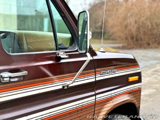 Ford Econoline E-150 5.8 V8 1983