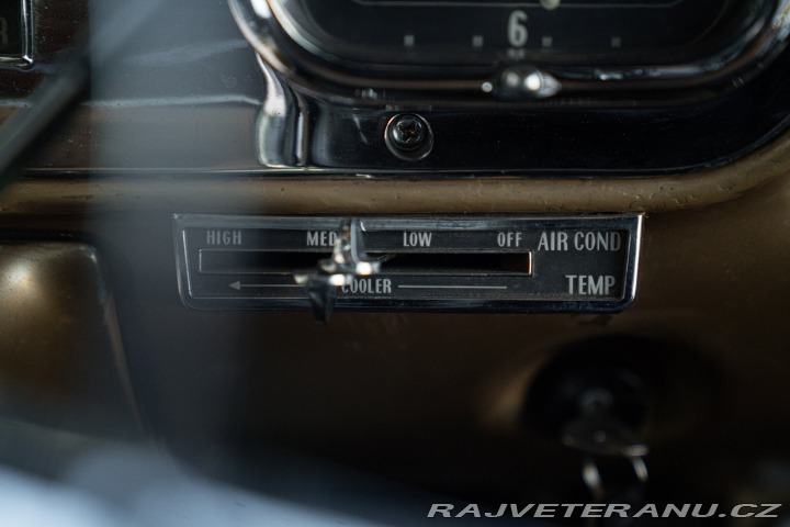 Cadillac Series 62 SPECIAL SERIES 62 FLEETWOOD SEDAN 1958