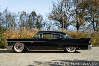 Cadillac Series 62 SPECIAL SERIES 62 FLEETWOOD SEDAN 1958