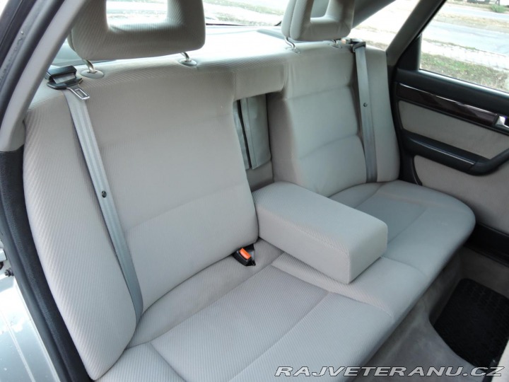 Audi 100 2,6 V6 1.majitel - 146.00 1994