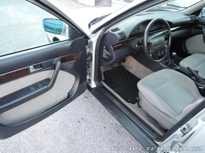 Audi 100 2,6 V6 1.majitel - 146.00 1994