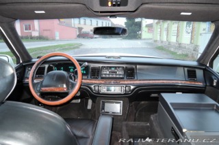 Lincoln Town Car 4,6 Limuzína 9.m Pronájem 1995