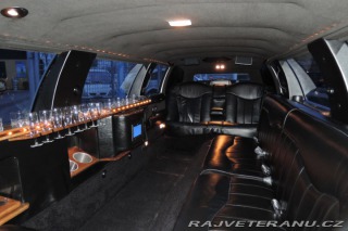 Lincoln Town Car 4,6 Limuzína 9.m Pronájem 1995