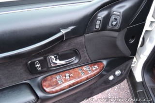 Lincoln Town Car 4,6 Limuzína 9.m Pronájem 1995