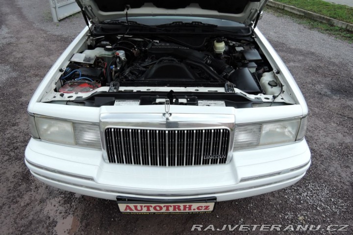 Lincoln Town Car 4,6 Limuzína 7.m Pronájem 1993