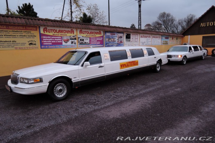 Lincoln Town Car 4,6 Limuzína 7.m Pronájem 1993