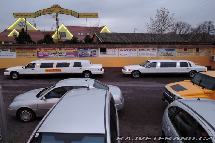 Lincoln Town Car 4,6 Limuzína 7.m Pronájem 1993