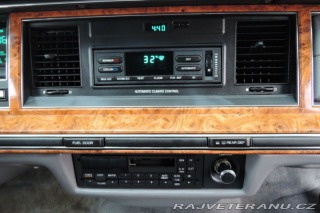 Lincoln Town Car 4,6 Limuzína 7.m Pronájem 1993