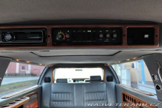 Lincoln Town Car 4,6 Limuzína 7.m Pronájem 1993