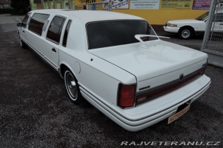 Lincoln Town Car 4,6 Limuzína 7.m Pronájem 1993