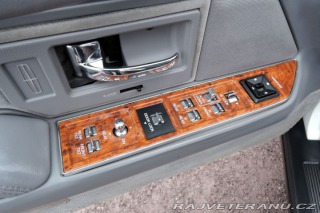 Lincoln Town Car 4,6 Limuzína 7.m Pronájem 1993