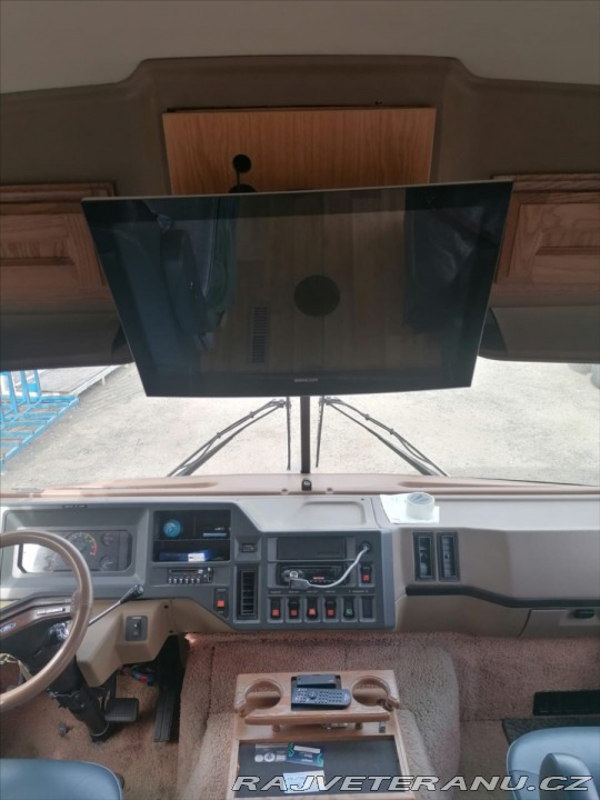 Ford F 7,5 Fleetwood Pace Arow 1990