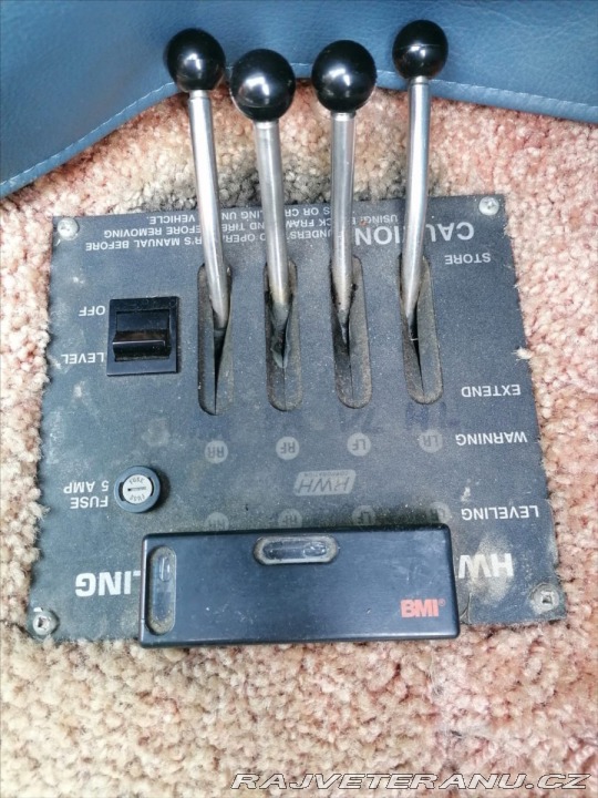 Ford V8 7,5 V8 Fleetwood Pace Aro 1990