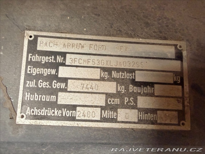 Ford F 7,5 Fleetwood Pace Arow 1990