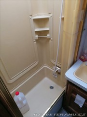 Ford F 7,5 Fleetwood Pace Arow 1990