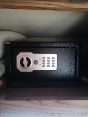 Ford F 7,5 Fleetwood Pace Arow 1990