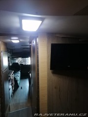 Ford F 7,5 Fleetwood Pace Arow 1990