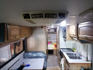 Ford F 7,5 Fleetwood Pace Arow 1990