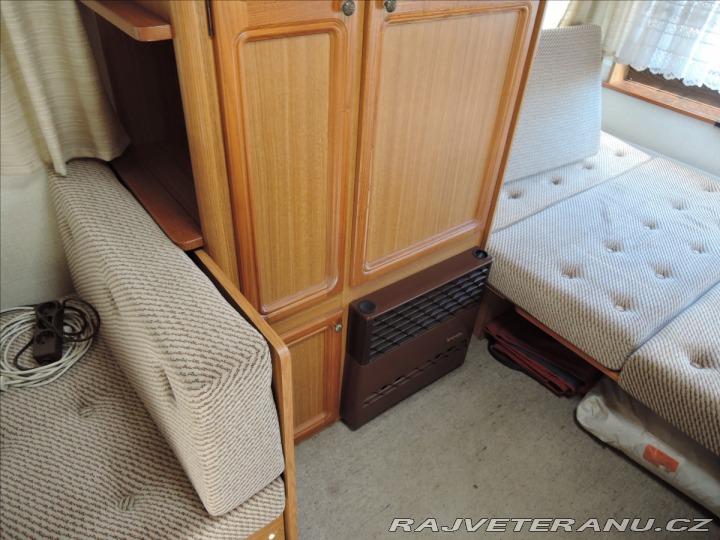 Ostatní značky Ostatní modely Hobby De Luxe 420 obytný přívě 1987