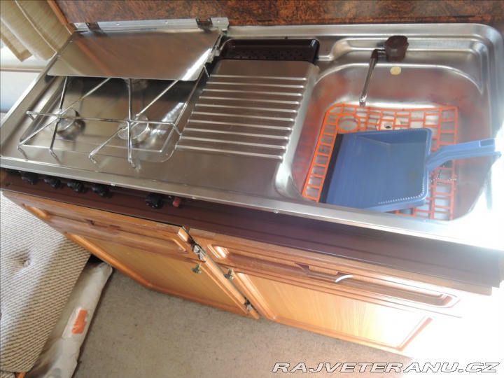 Ostatní značky Ostatní modely Hobby De Luxe 420 obytný přívě 1987