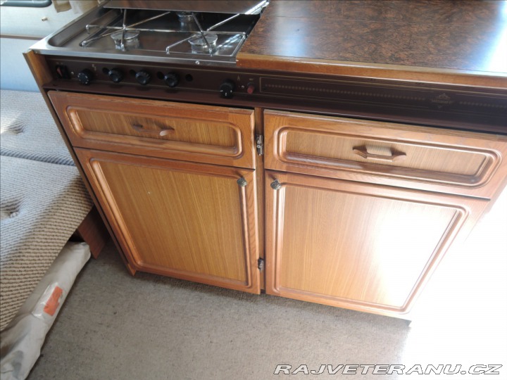 Ostatní značky Ostatní modely Hobby De Luxe 420 obytný přívě 1987