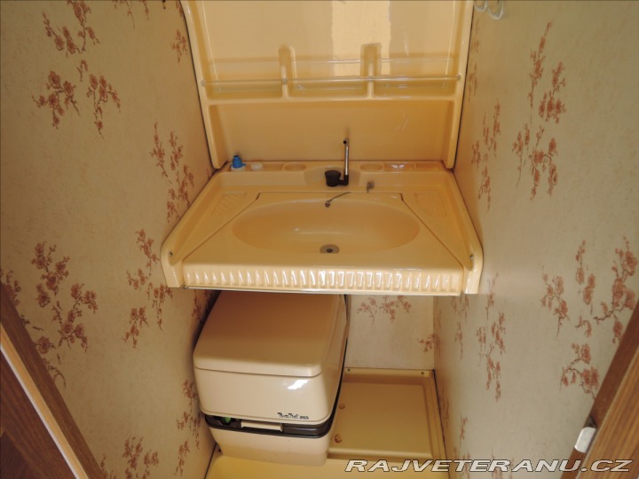 Ostatní značky Ostatní modely Hobby De Luxe 420 obytný přívě 1987