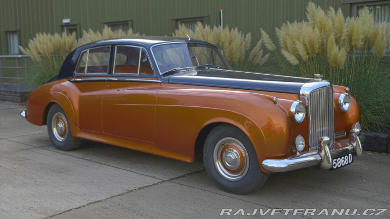 Bentley S2 
