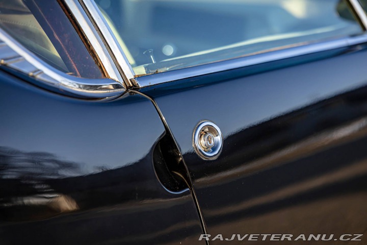 Ostatní značky Ostatní modely De Tomaso Pantera 1971