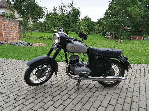 ČZ 125 453 deluxe