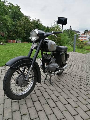 ČZ 125 453 deluxe