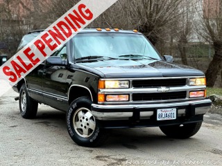 Chevrolet Suburban 1500 | 5.7L V8 | 4x4