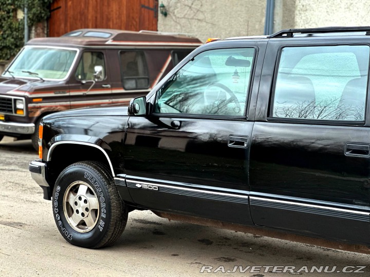Chevrolet Suburban 1500 | 5.7L V8 | 4x4 1994